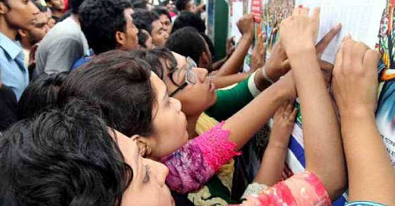 এসএসসিতে ডোমারে পাসের হার ৯৫.৮৮ ভাগ, জিপিএ-৫ পেয়েছে ১৮৮ জন